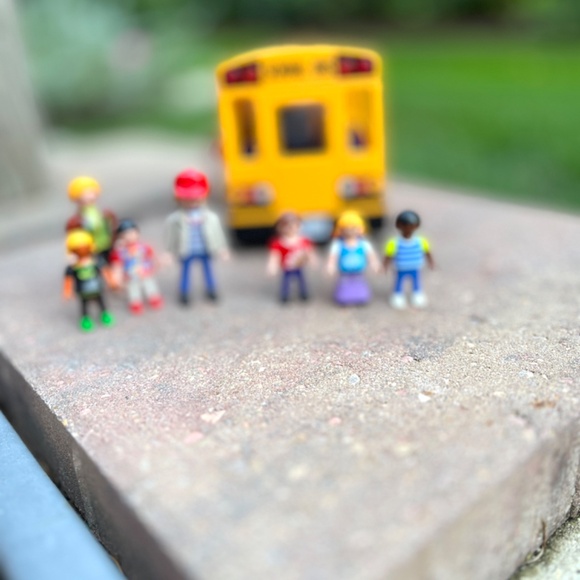 Playmobil School Bus Vehicle PlaySet - Picture 2 of 8